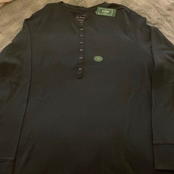 L.L. Bean Tops - New with tags waffle knit Henley women’s plus 2X 100% Cotton.